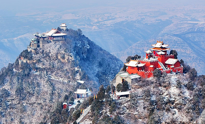 Jueshan's Snowy Charm As Beautiful as Poetry and Painting